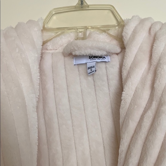 Sonoma Robe - Picture 2 of 3